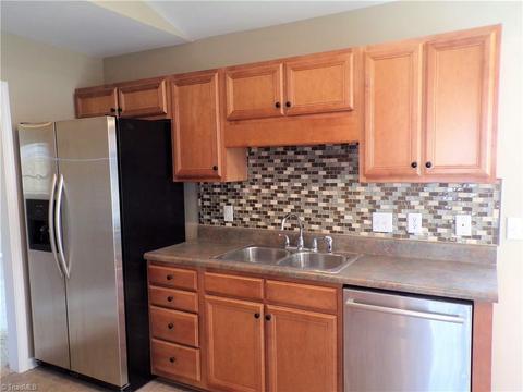 1101 Wesson Ct, High Point, NC 27265 photo 12