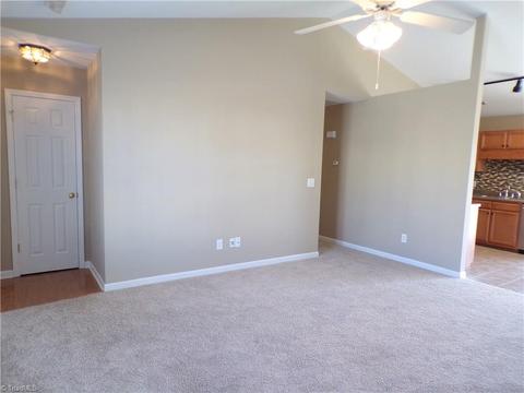 1101 Wesson Ct, High Point, NC 27265 photo 2