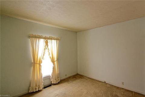 530 Gresham St, Eden, NC 27288 photo 12