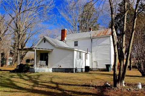 530 Gresham St, Eden, NC 27288 photo 4