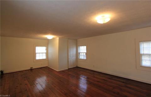 530 Gresham St, Eden, NC 27288 photo 13