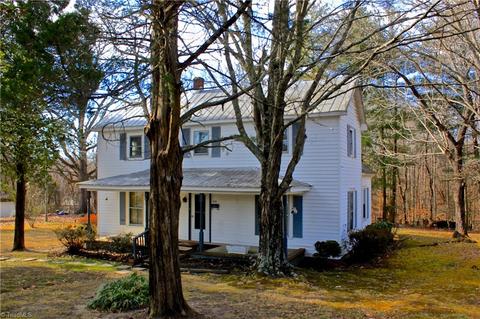 530 Gresham St, Eden, NC 27288 photo 3