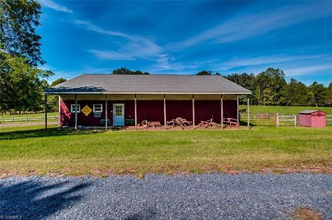 4533 Garner Ln, Denton, NC 27239 photo 13