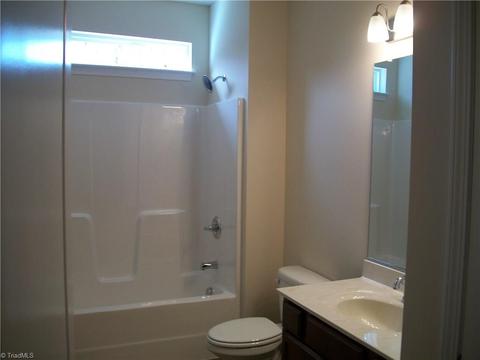 763 Forester Ct, High Point, NC 27265 photo 4