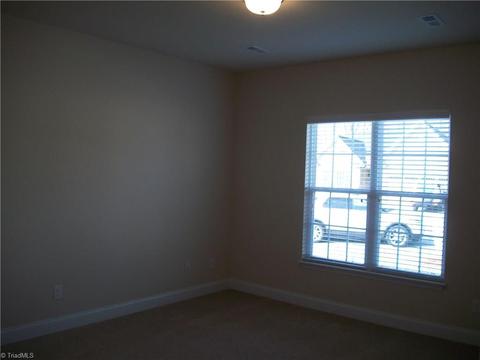 763 Forester Ct, High Point, NC 27265 photo 3