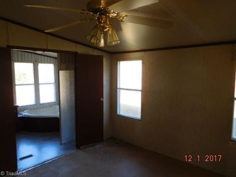 250 Ruby Ln, Lexington, NC 27295 photo 7