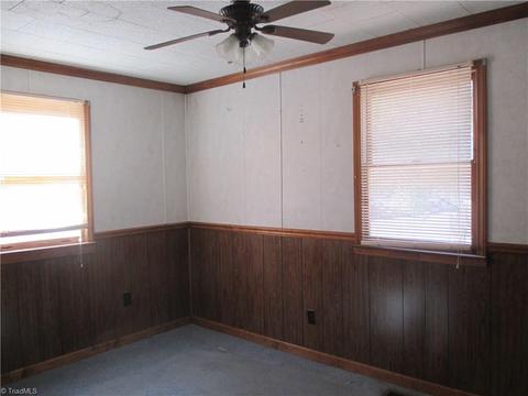 532 Gresham St, Eden, NC 27288 photo 21