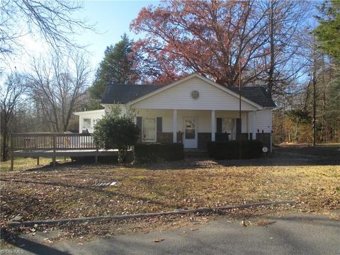 532 Gresham St, Eden, NC 27288 photo 1
