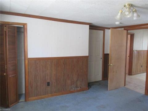 532 Gresham St, Eden, NC 27288 photo 13