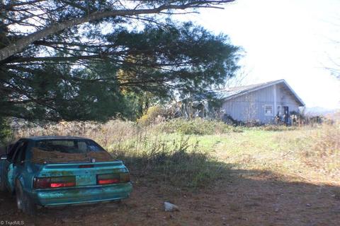 277 Whitehurst Ln, Lowgap, NC 27024 photo 4