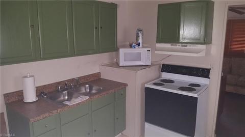 209 Charles Ave, High Point, NC 27260 photo 2