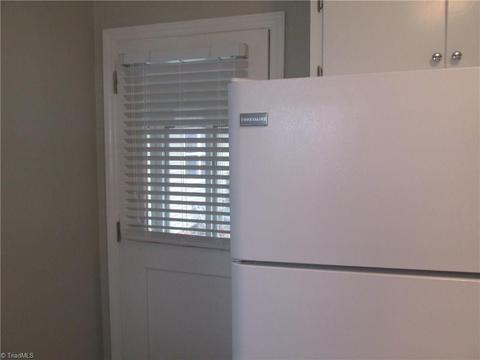 417 Rockspring Rd, High Point, NC 27265 photo 11