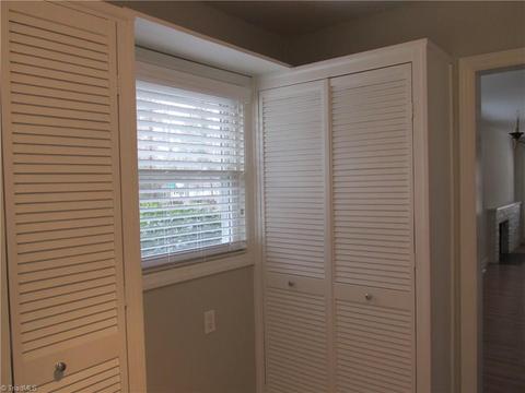 417 Rockspring Rd, High Point, NC 27265 photo 10