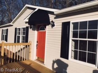 183 Green Walnut St, Traphill, NC 28685 photo 2