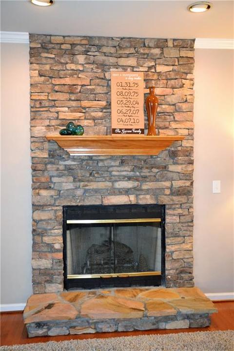 3913 Cedar Crest Ln, High Point, NC 27265 photo 4