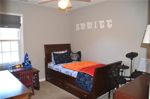 3913 Cedar Crest Ln, High Point, NC 27265 photo 20
