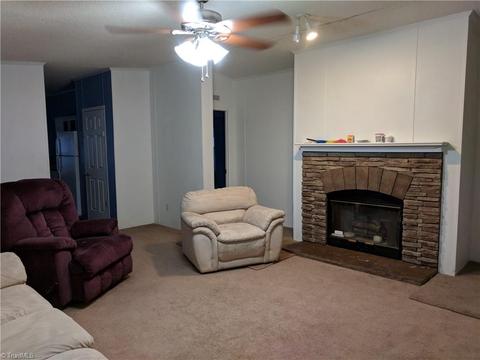 1081 Roy Tuttle Rd, Pinnacle, NC 27043 photo 9