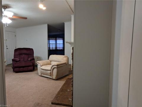 1081 Roy Tuttle Rd, Pinnacle, NC 27043 photo 10