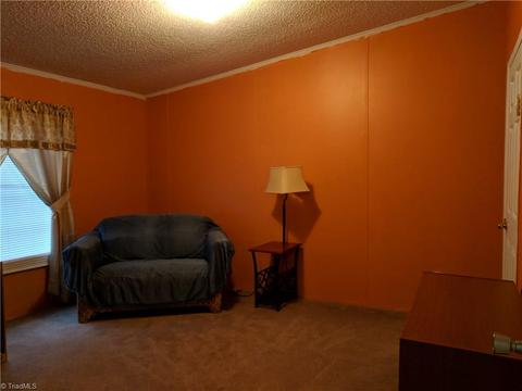 1081 Roy Tuttle Rd, Pinnacle, NC 27043 photo 18