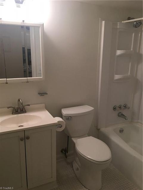 1107 Apt E Robin Hood Rd, High Point, NC 27262 photo 10