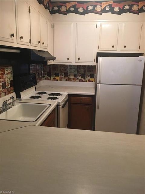 1107 Apt E Robin Hood Rd, High Point, NC 27262 photo 8