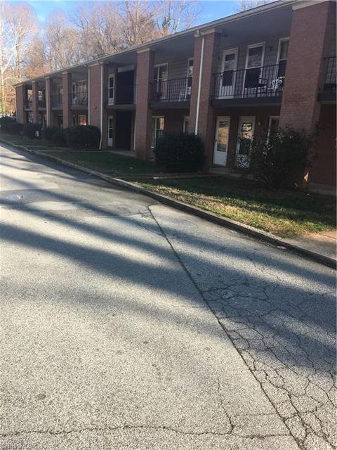 1107 Apt E Robin Hood Rd, High Point, NC 27262 photo 2
