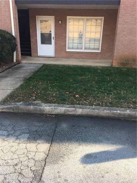 1107 Apt E Robin Hood Rd, High Point, NC 27262 photo 1