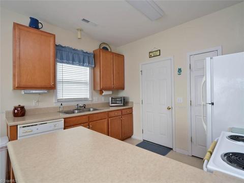 1105 Wesson Ct, High Point, NC 27265 photo 9