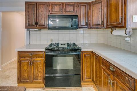 208 E Academy St, Randleman, NC 27317 photo 11