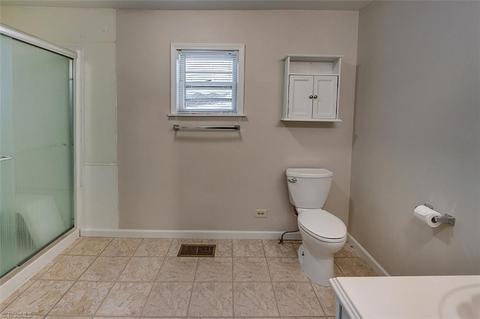 208 E Academy St, Randleman, NC 27317 photo 17