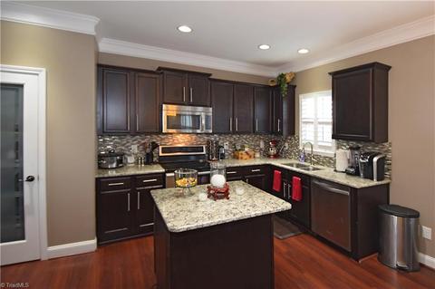 3839 Jade Ct, High Point, NC 27265 photo 7