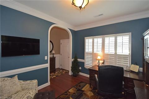 3839 Jade Ct, High Point, NC 27265 photo 5