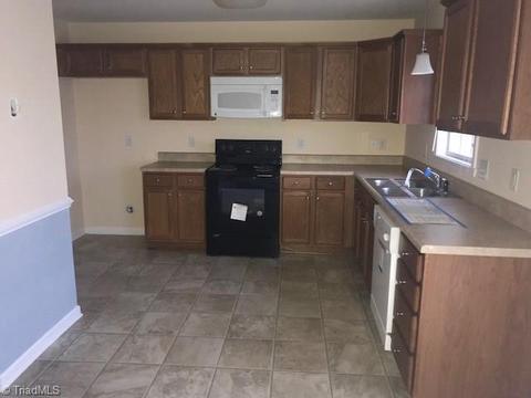 467 Ansley Way, High Point, NC 27265 photo 3