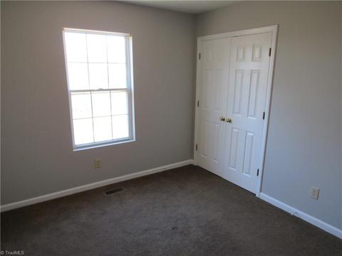 2715 Ingleside Dr, High Point, NC 27265 photo 18
