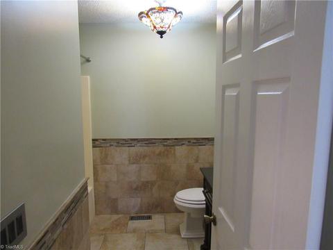 2715 Ingleside Dr, High Point, NC 27265 photo 22