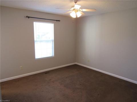 2715 Ingleside Dr, High Point, NC 27265 photo 23