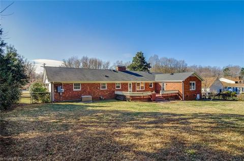 202 Tangle Dr, Jamestown, NC 27282 photo 25