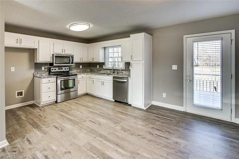 4306 Huntington Dr, Trinity, NC 27370 photo 9