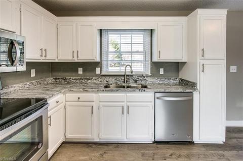 4306 Huntington Dr, Trinity, NC 27370 photo 12