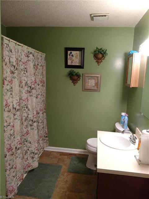 129 Pine View Rd, Eden, NC 27288 photo 12