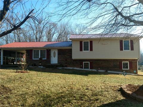129 Pine View Rd, Eden, NC 27288 photo 2