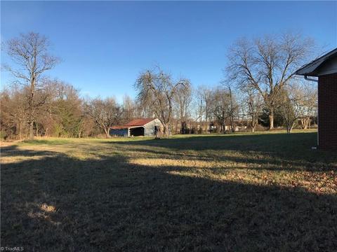 4623 Archdale Rd, Trinity, NC 27370 photo 3