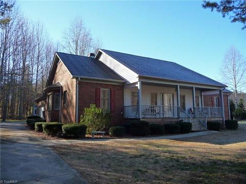 4026 Windspray Loop, Summerfield, NC 27358 photo 1