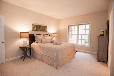 1703 Chickadee Pt, High Point, NC 27262 photo 13