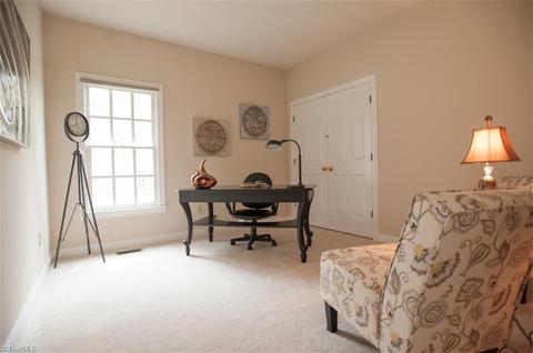 1703 Chickadee Pt, High Point, NC 27262 photo 16