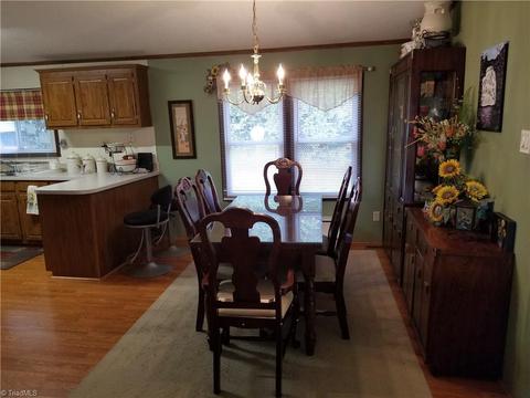 109 Kettering Ct, King, NC 27021 photo 13