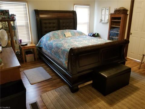 109 Kettering Ct, King, NC 27021 photo 15
