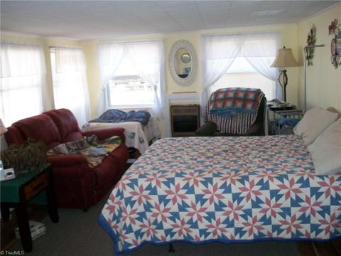 702 Summit Rd, Eden, NC 27288 photo 9