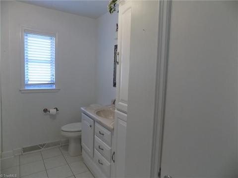 1106 Clyde Pl, High Point, NC 27262 photo 14