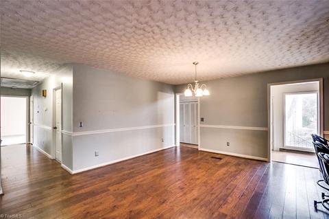 3943 Creekview Dr, Trinity, NC 27370 photo 15